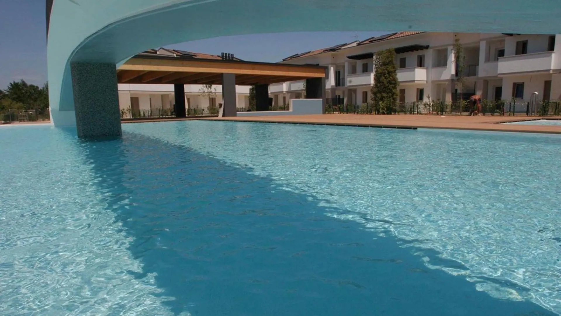 Recently Built Flat With Big Swimming Pool And Balcony Apartamento Bibione